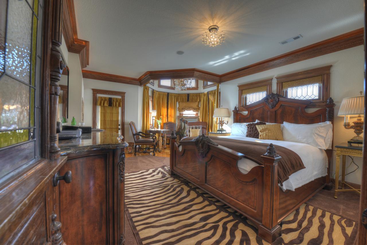 The Victoria Bed & Breakfast Бентънвил Екстериор снимка