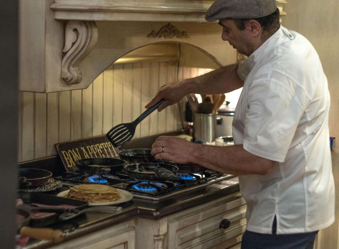 The Victoria Bed & Breakfast Бентънвил Екстериор снимка