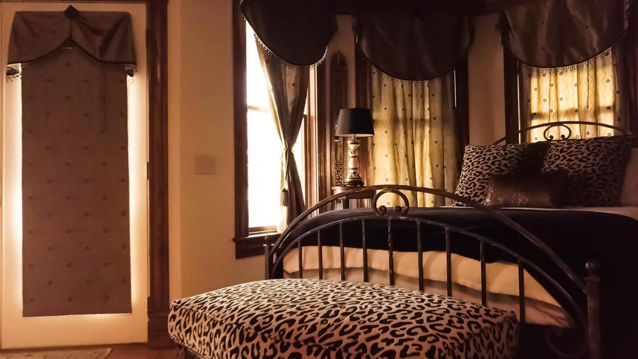 The Victoria Bed & Breakfast Бентънвил Екстериор снимка
